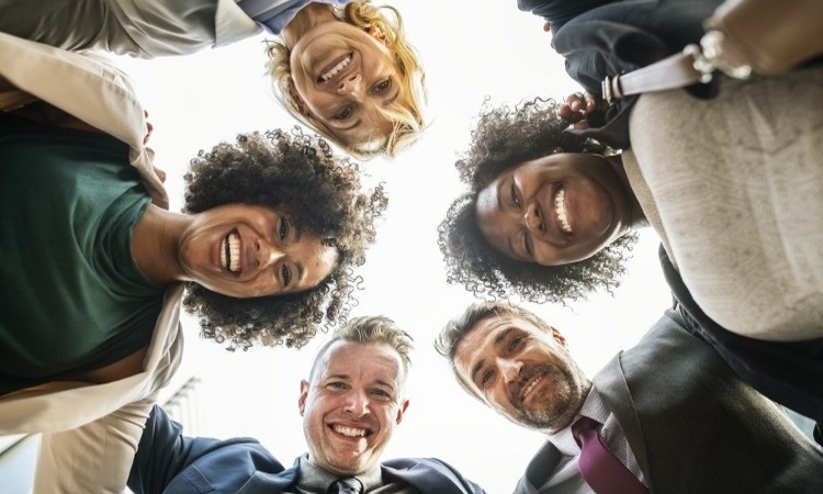 Five People Around You Are Determining Your Success